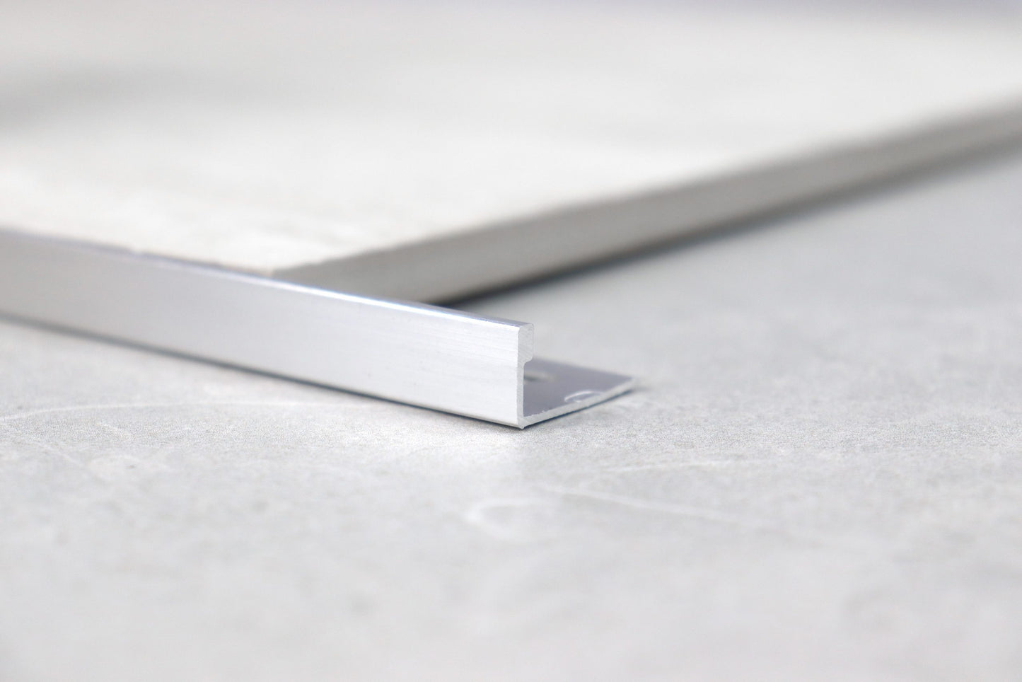L Shaped Trim - Aluminum 3m