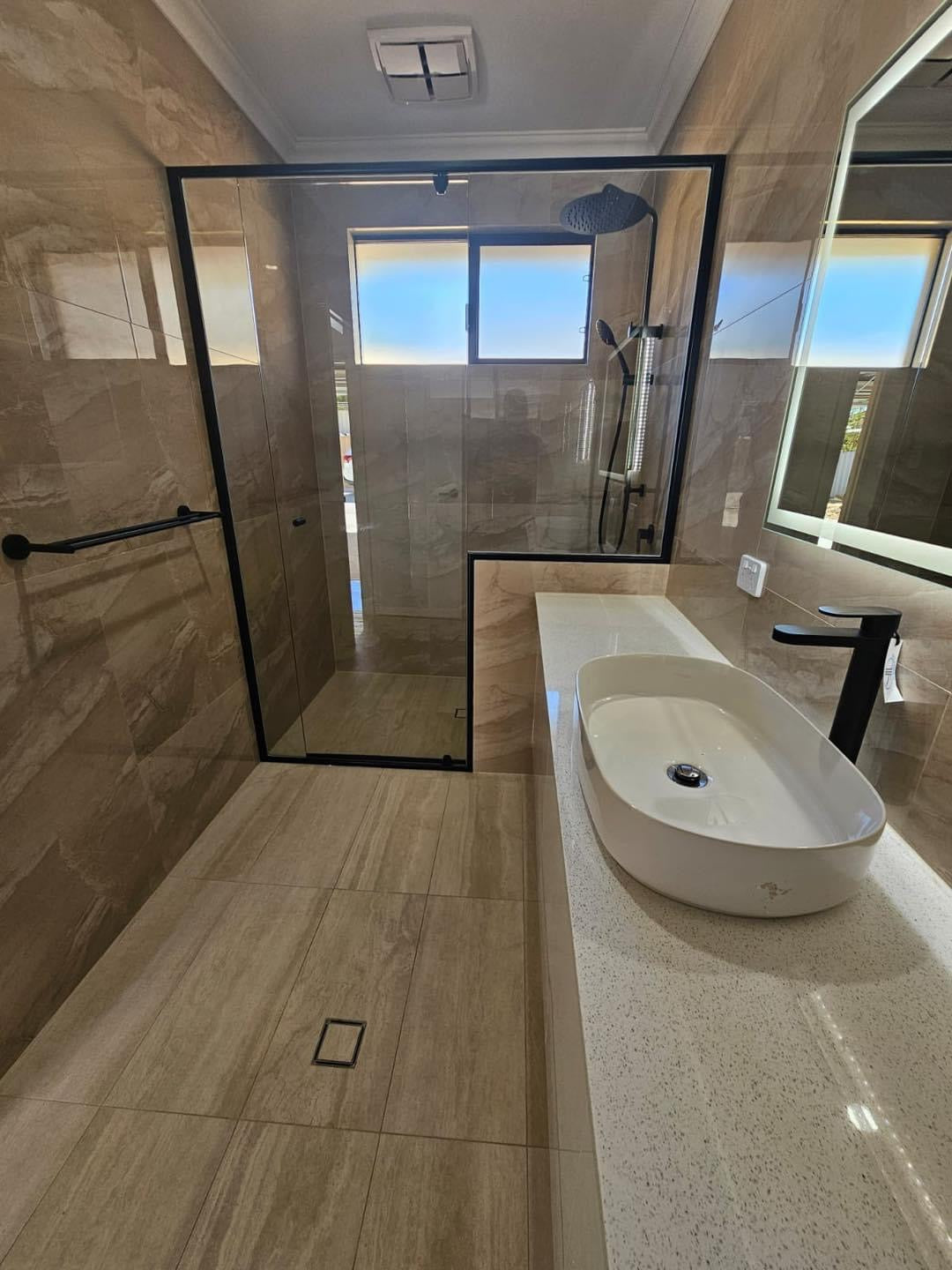Alberta Beige Polished