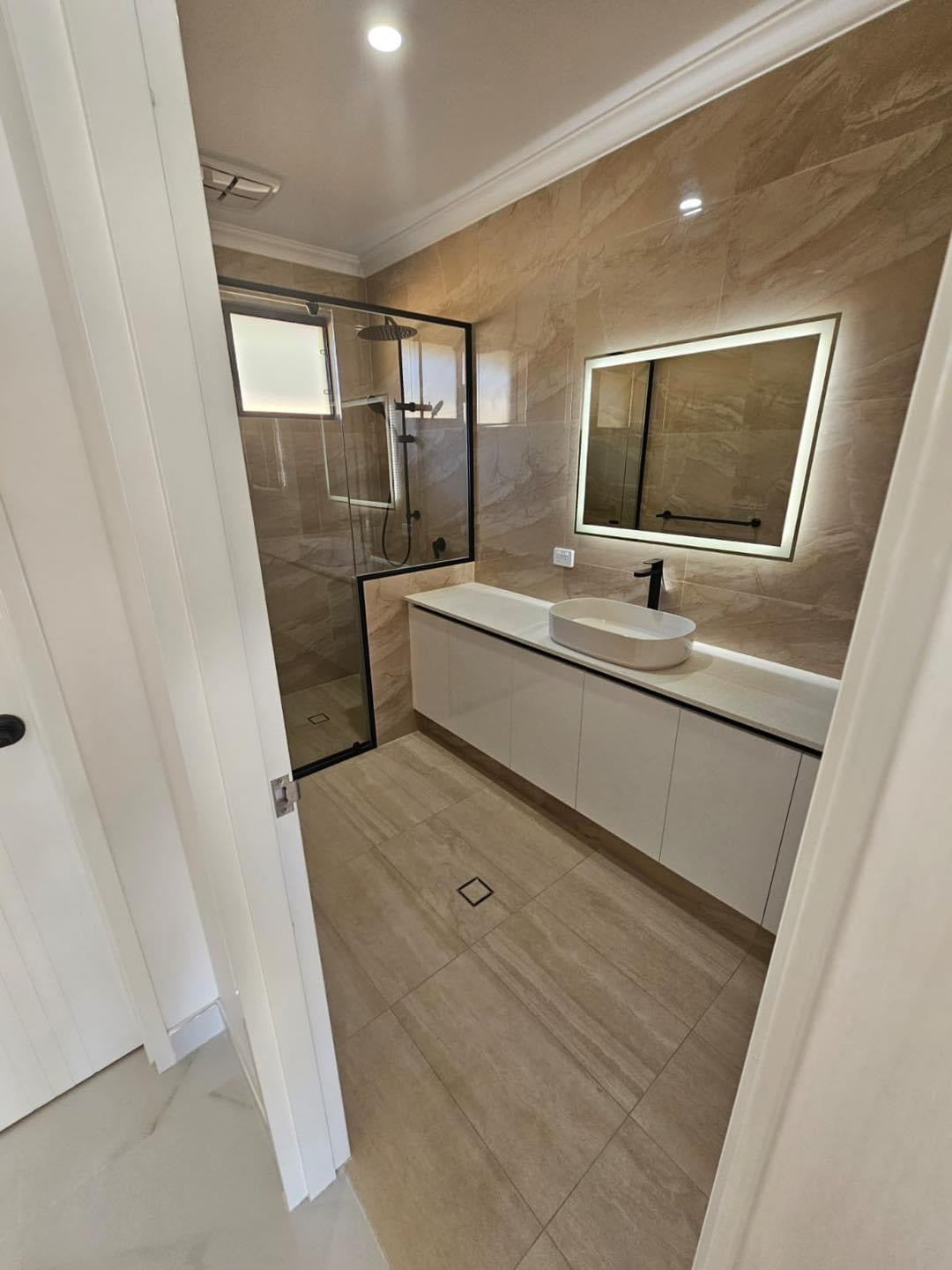 Alberta Beige Polished